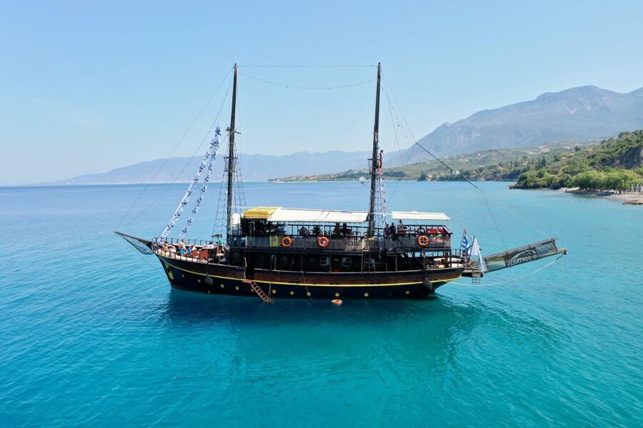 Mykonos: Sunset Party Boat Cruise with 1 Drink - What this Mykonos sunset cruise is really like