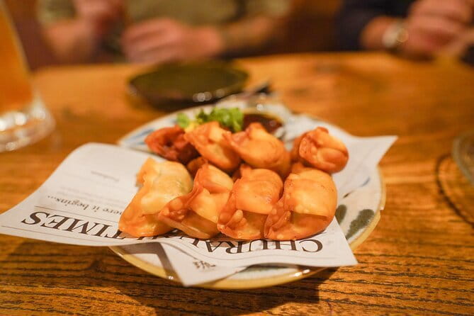 Naha Bar Hopping Tour in Okinawa - Third stop: Okinawan music and a lively finish