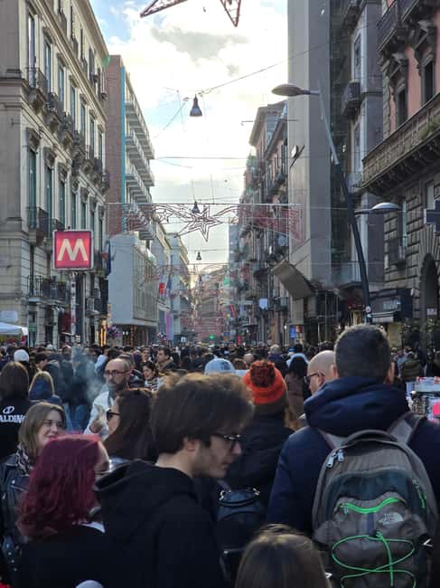 Naples Pub Crawl; from the first free Spritz to the Disco - Key points to know before booking