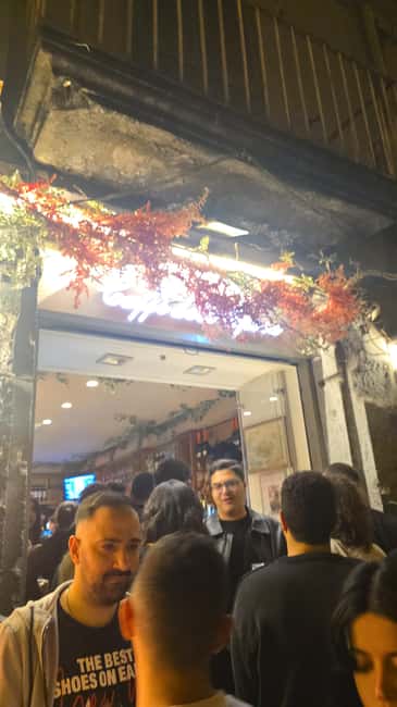 Naples Pub Crawl; from the first free Spritz to the Disco - Who will enjoy this Naples pub crawl