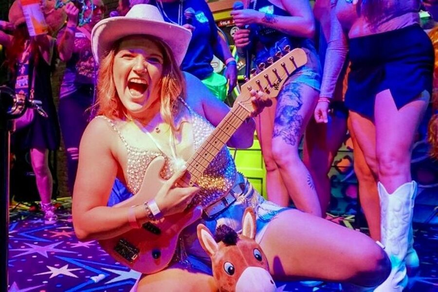 Nashville: Exclusive Entry and Special Offers VIP Bar Crawl - A closer look at the price