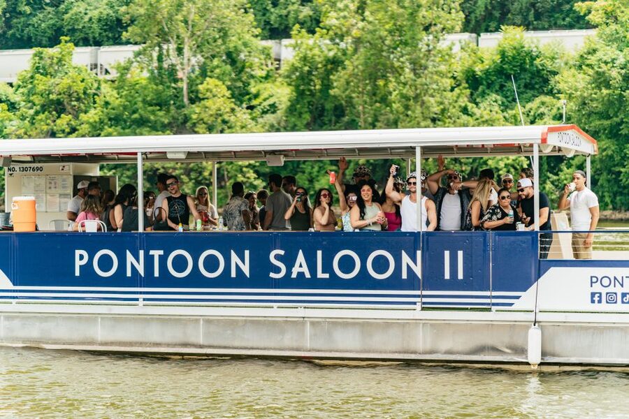 Nashville: Pontoon Party Cruise with a Captain - Which departure should you choose?