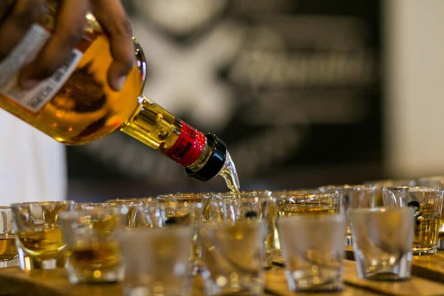 Nassau: 45-minute Private Rum Tasting & Mixology - Who should book this experience