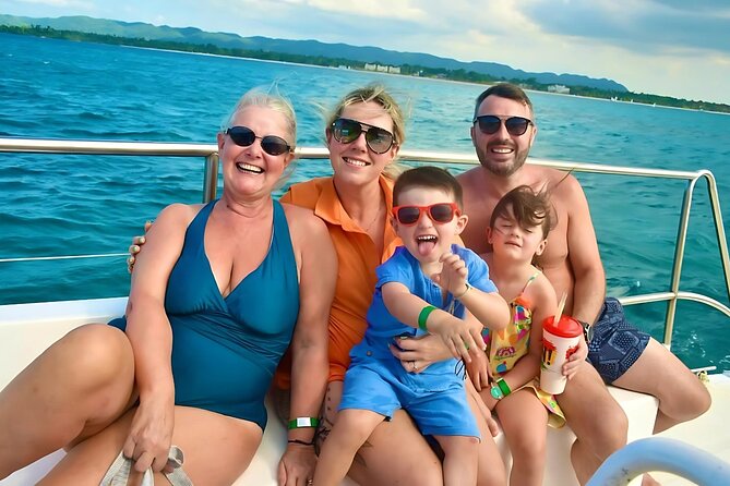 Negril Catamaran: Adults Sunset Party with Drinks & DJ - What the $89 price really covers