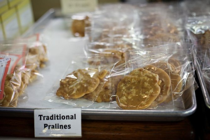 New Orleans Cocktail and Food History Tour - How much food and drink do you really get?