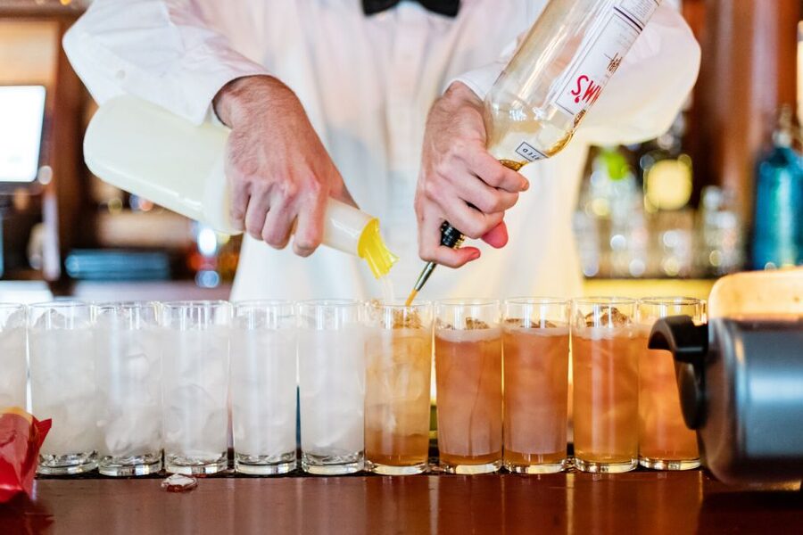 New Orleans: Combo Cocktail and Food History Tour - What makes this New Orleans food tour worth your time