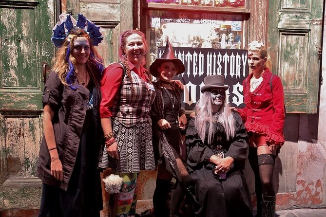 New Orleans: Haunted Pub Crawl - May Bailey’s Place and Vampire Café are brief sightings