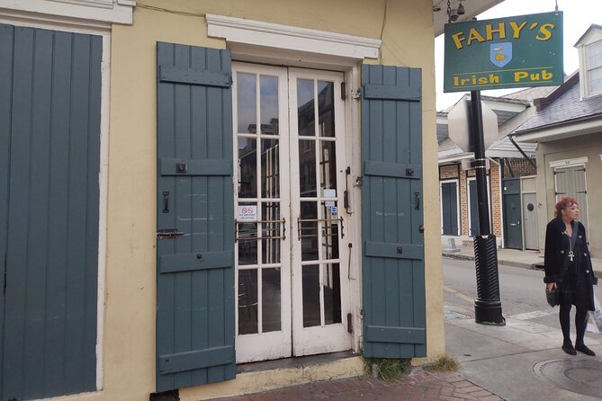 New Orleans Original True Crime Pub Crawl - Pour House @ District keeps the pace moving