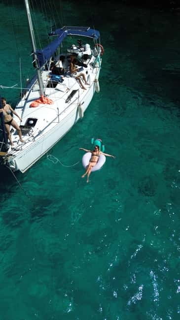 New Sailing / Boat Tour with Free Drinks and Tapas - Booking and cancellation details