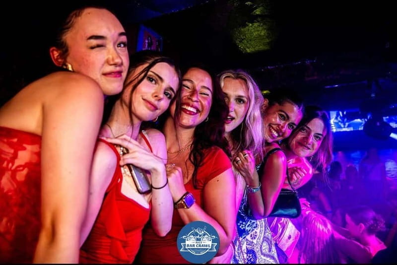 Nice: Bar/Pub Crawl with Free Shots and VIP Entry - How to pace the evening