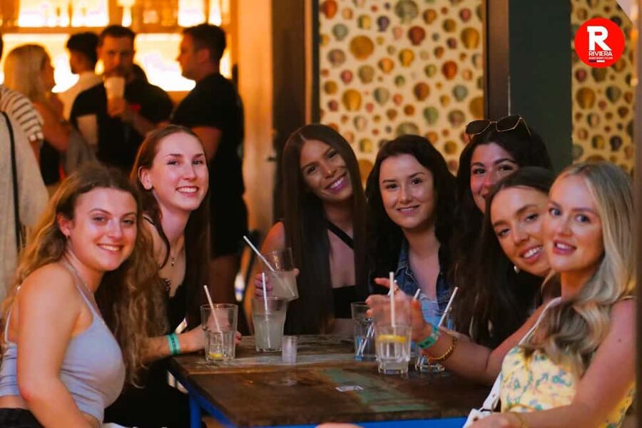 Nice: Ultimate Party Bar Crawl Free Shots & VIP Club Entry - How to make the most of it