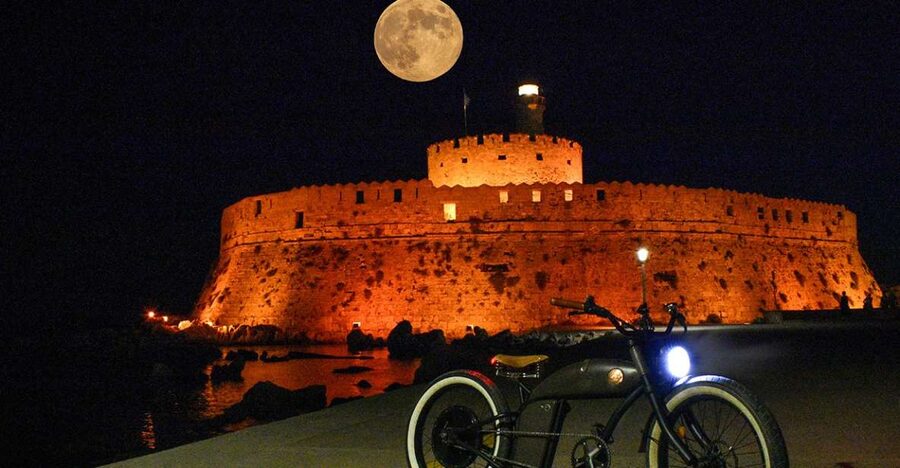 Night Rhodes: old town Gastro e-bike tour with drink & meze - Entering the Medieval City of Rhodes
