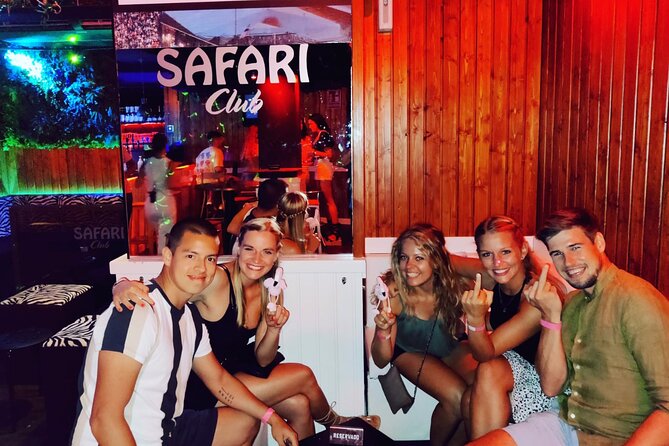 Nightlife Tour - Barcelona Bar Crawl with Flamingos - Eixample and the final stop at La Fira Provença