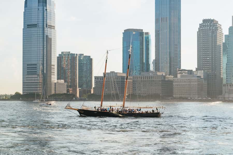 NYC: 4th of July Fireworks Party Cruise with Buffet & Drinks - Practical timing for a smoother night