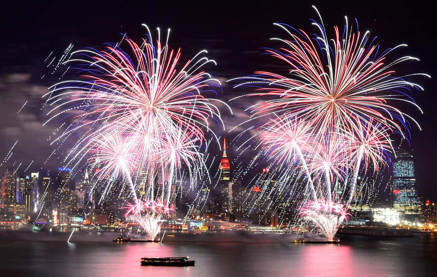 NYC: 4th of July Fireworks Party Cruise with Buffet & Drinks - Statue of Liberty photos before the fireworks