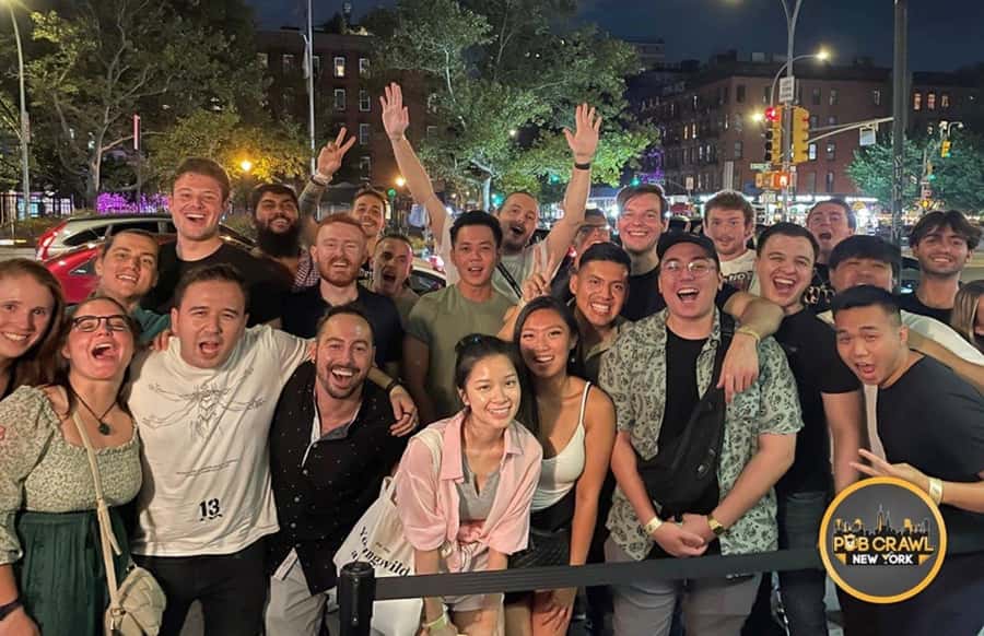 NYC Pub Crawl and Rooftop Clubbing Experience - Express entry and the final rooftop club