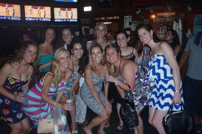 Original Key West Pub Crawl: The Best Bars with Free T-Shirt - Rick’s Key West and the first drink