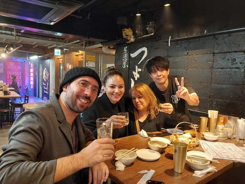 Osaka: Unforgettable Bar Hopping in Kyobashi! - Stop one: kushikatsu in a friendly local bar