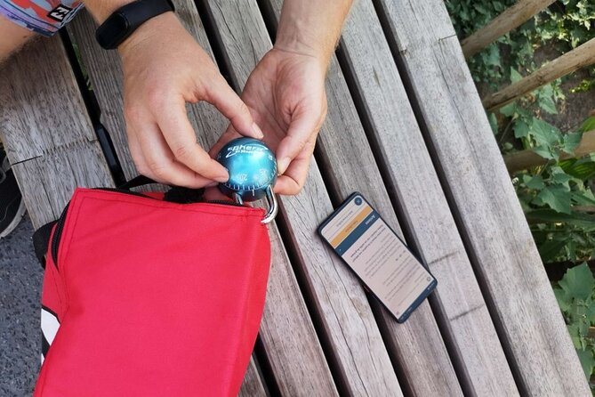 Outdoor Escape Game with drinks in Brussels - What you will and will not learn about Brussels