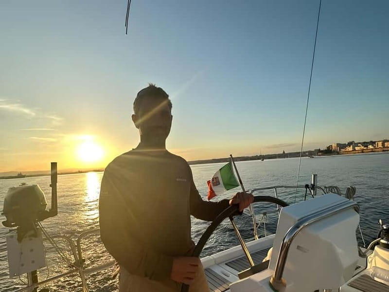 Palermo: boat tour with drinks and fresh fruit on board - Key points to know before you book
