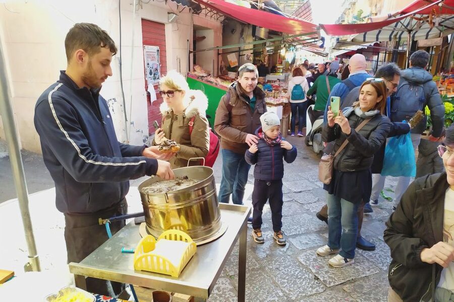 Palermo: City Walking Tour & Street Food Tasting with Drink - Who should book this three-hour experience