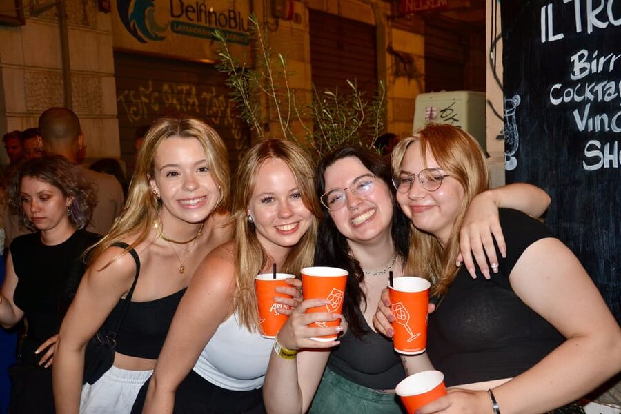 Palermo: Guided Bar Crawl with Shots and Discounts on Drinks - Stop three: the value becomes clearer