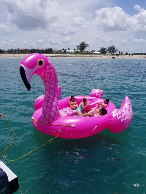 Palm Beach: Floatilla Party Cruise - The first hour: Palm Beach Island from the water