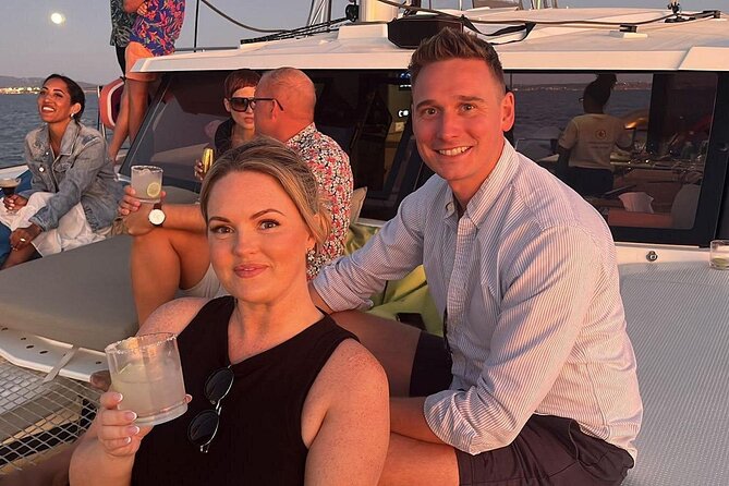 Palma: 2-Hour Sunset Catamaran Cruise with Drinks - Who will enjoy this Palma sunset sail