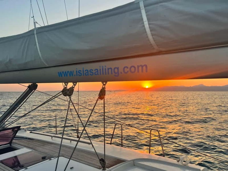 Palma de Mallorca: Sailing Tour with Drinks and Tapas - Practical tips for a smoother day