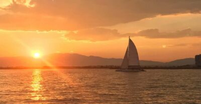 Palma de Mallorca: Sunset Sailing Catamaran Trip with Drink