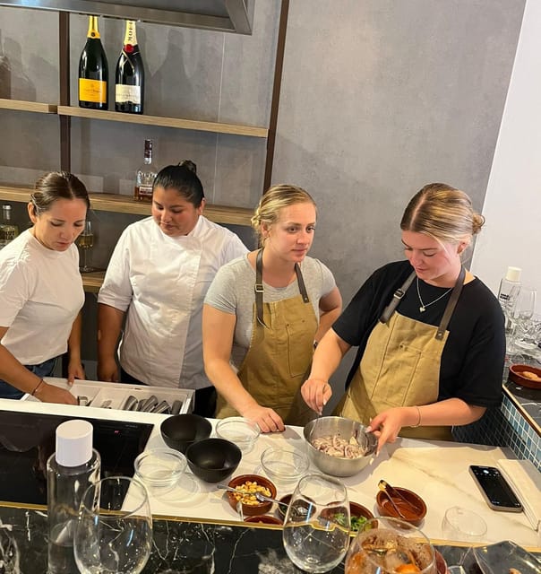 Palma: Mediterranean Cooking Class with Drinks - Cooking at Omare in Palma’s Olivar Market
