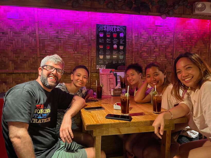 Panglao Bohol Island: Alona Beach Pub Crawl with Drinks - Practical advice for a smoother night