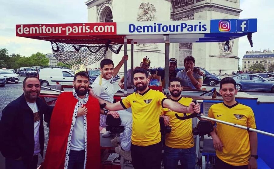 Paris: Beer Bike Bar With Drinks Included - The Role of the Driver and Guide