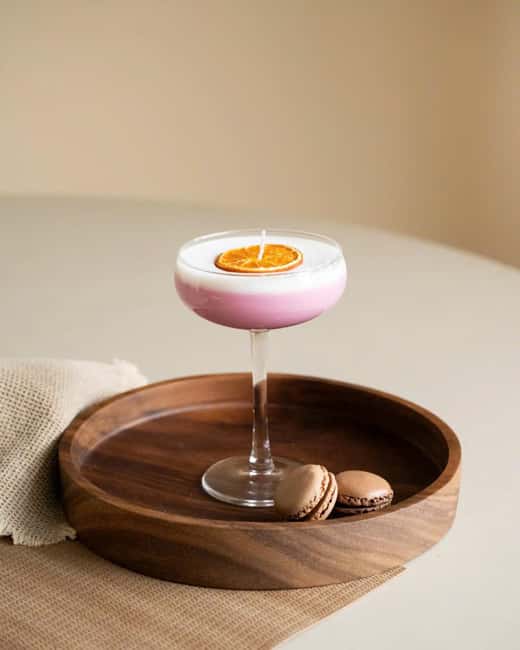 Paris: Cocktail Candle Making - Making a Cocktail Candle With Kim in Paris