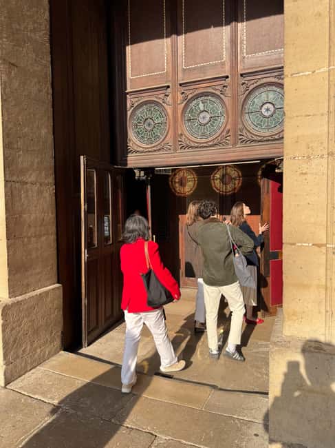 Paris: Historic Churches Walking Tour with Drink - Who should book this church walk?