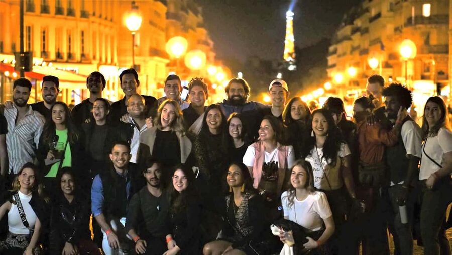 Paris: Latin Quarter Guided Pub Crawl to Bars and Clubs - Starting at RoadHouse Bar in the Latin Quarter