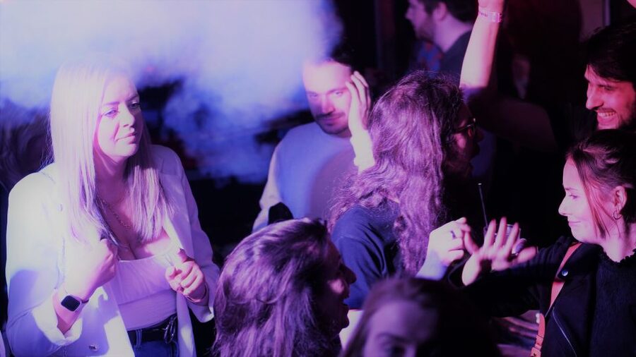 Paris: Latin Quarter Guided Pub Crawl to Bars and Clubs - The final nightclub and VIP entry
