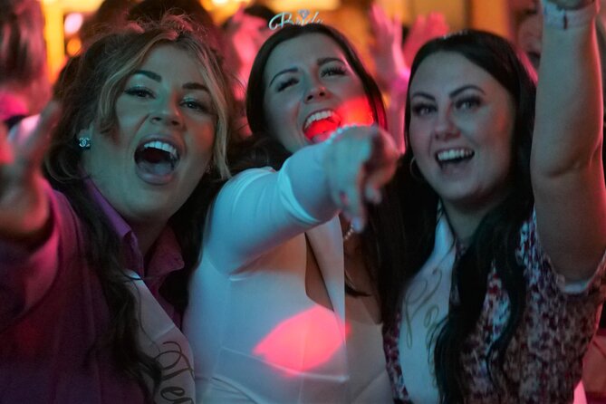Paris Latin Quarter Pub Crawl Bars and Clubs - Returning to the Latin Quarter bars