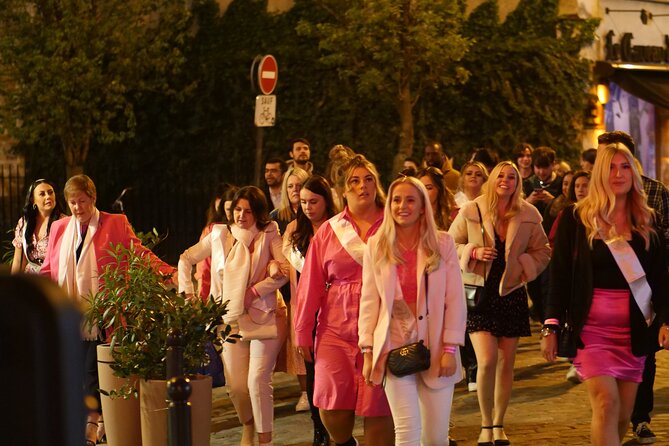 Paris Latin Quarter Pub Crawl Bars and Clubs - Crossing past Notre Dame and the Seine