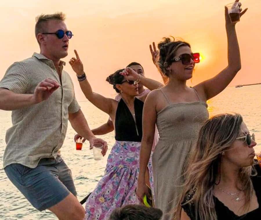 Party Boat in Cartagena Bay with NightClub Ticket - Finding Miss Tatiana at Pegasus Pier