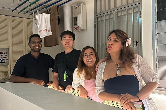Party Singapore Bespoke Pub Crawl - Speakeasy bars and themed venues
