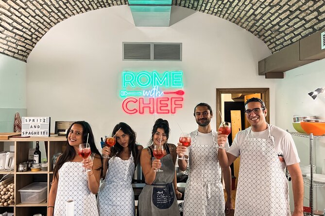 Pasta Cooking Class Near the Colosseum with 3 Spritz Cocktails - Carbonara or vegetarian cacio e pepe