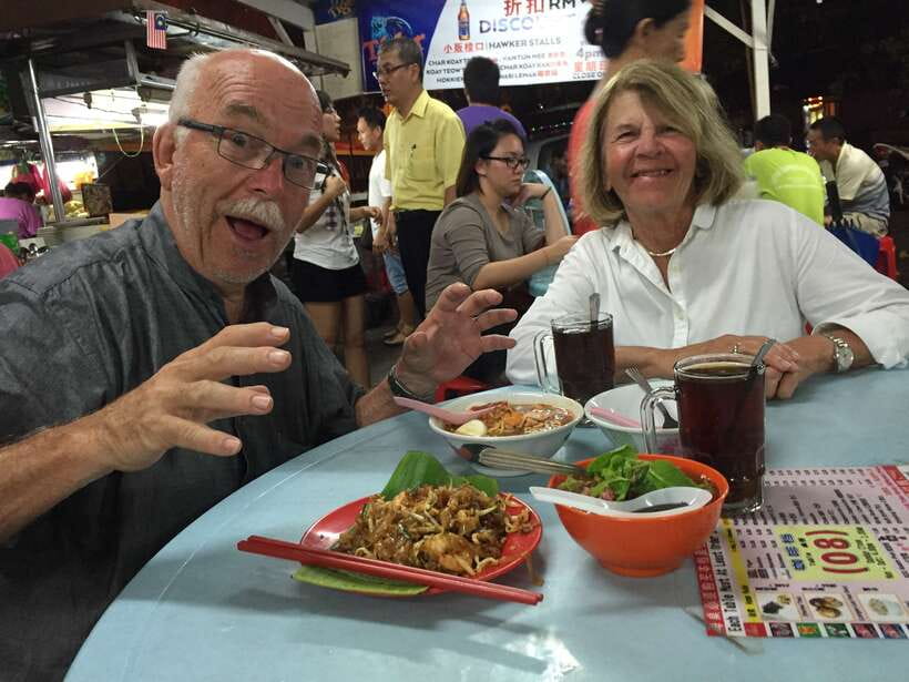 Penang: Georgetown Foodie Walking Tour with a Cocktail - Char Kway Teow at a Clan Jetty