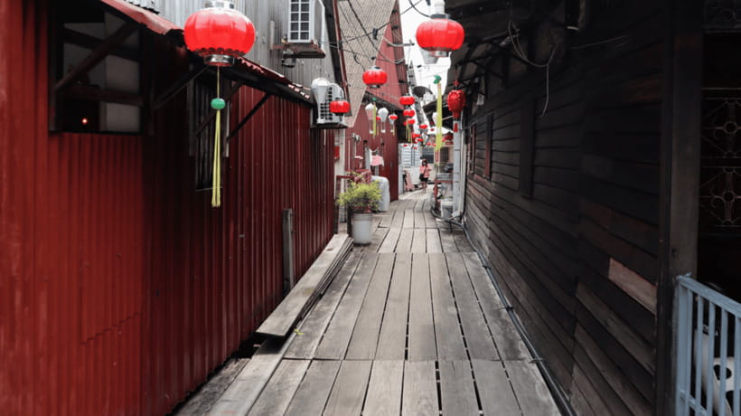 Penang: Georgetown Foodie Walking Tour with a Cocktail - What the $95 price includes