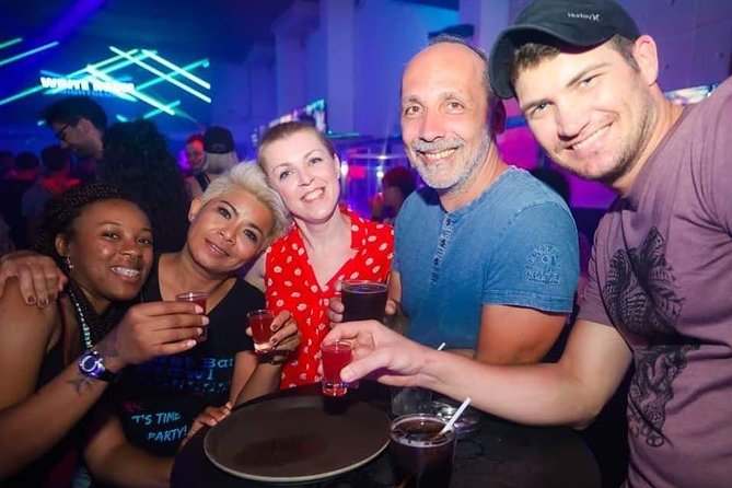 Phuket Guided Pub Crawl - Who will enjoy this most?