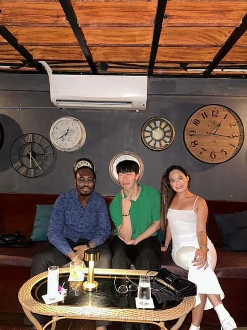 Poblacion Makati Bar Hopping Experience - Second stop: house and techno in a club setting