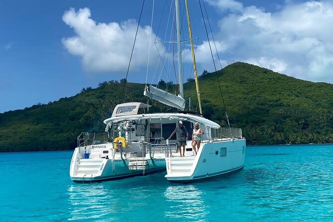 Polynesian atmosphere in Bora Bora Lagoon, Tapas and Cocktail - Why the Small Group Matters at Sunset
