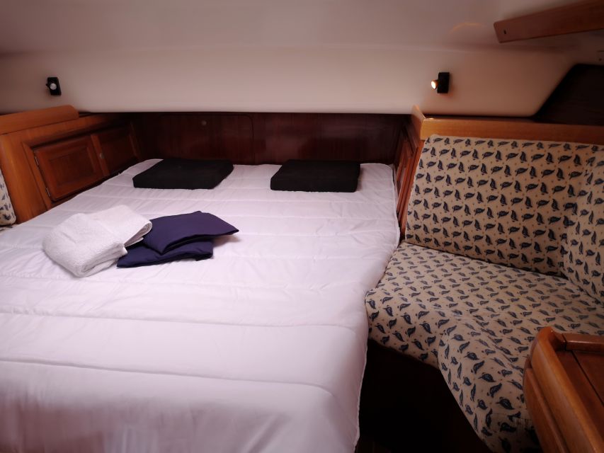 Ponta Delgada: Private Sailboat Cruise with Drinks & Snacks - Who will enjoy this most