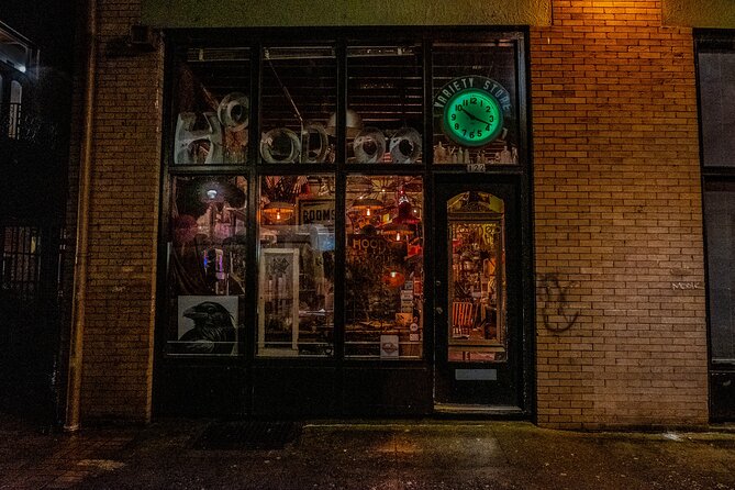 Portland: Ghosts Boos and Booze Haunted Pub Crawl - Shanghai Tunnels Bar and Portlands darker stories