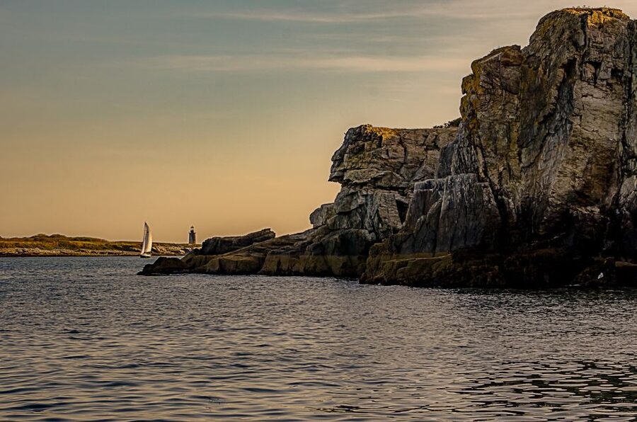 Portland: Sunset Lighthouse Cruise in Casco Bay with Drinks - Why this Casco Bay cruise works so well at sunset